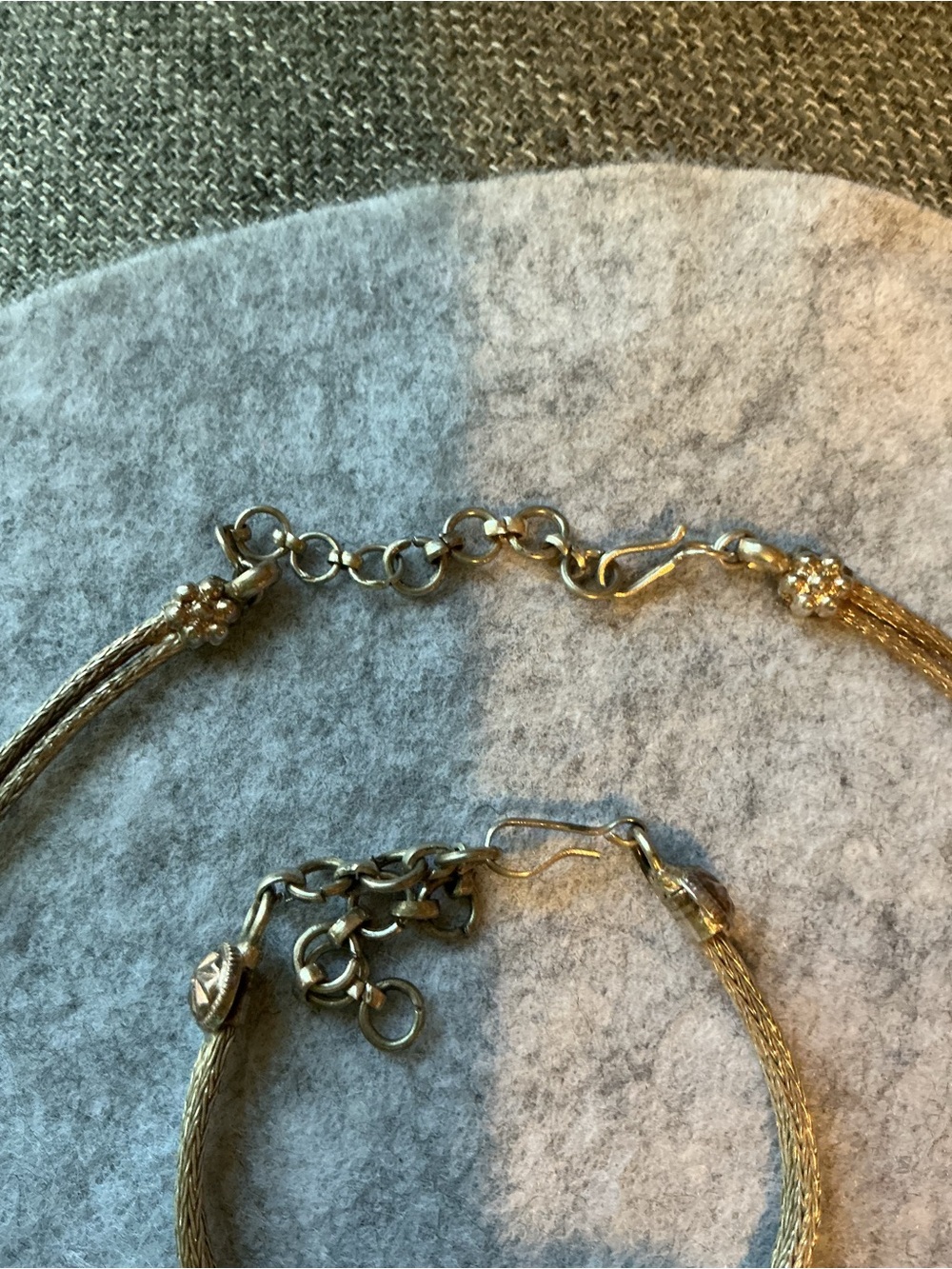 Elegant Knot Necklace and Bracelet Set - Silver Tone - Picture 3 of 6